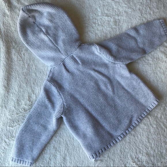 Hooded button front sweater for baby - Picture 2 of 4